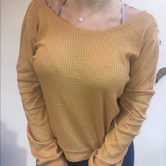 Mustard Waffle Top 🍁 - Picture 6 of 7